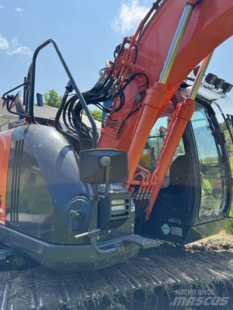 Hitachi ZX135USBL-6 Koparki gąsienicowe