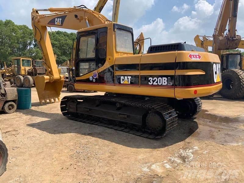 CAT 320 B Koparki gąsienicowe