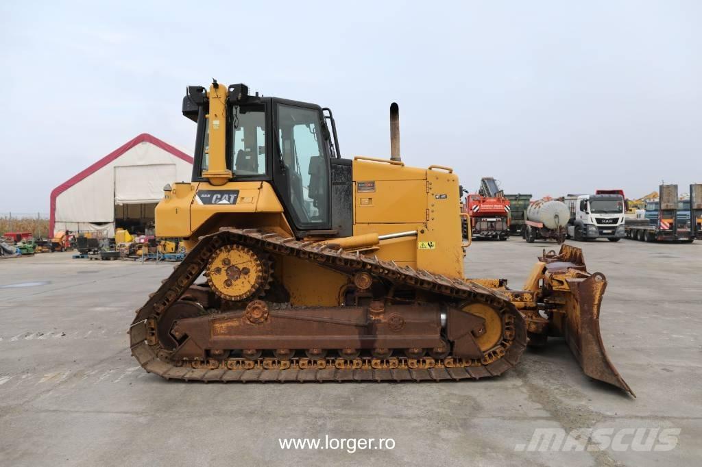 CAT D 6 N Spycharki gąsienicowe