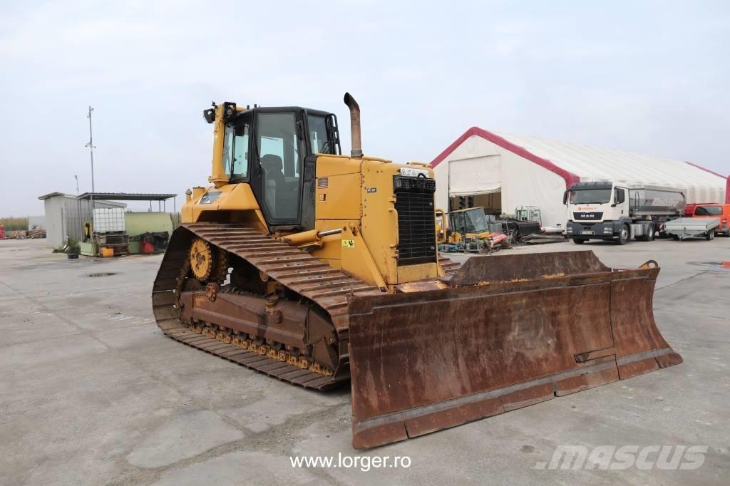 CAT D 6 N Spycharki gąsienicowe