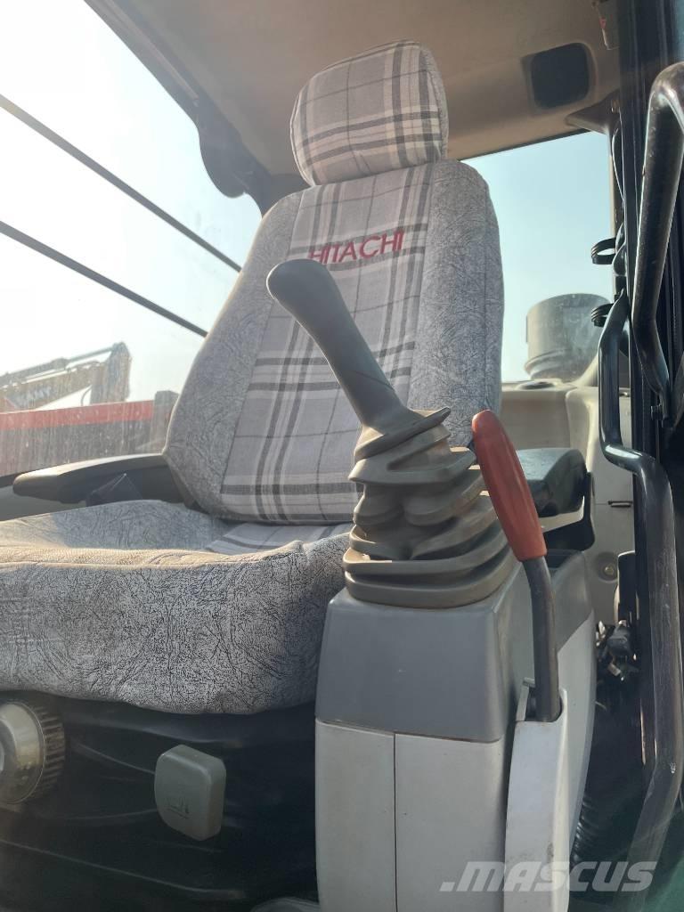 Hitachi ZX 130 Koparki gąsienicowe