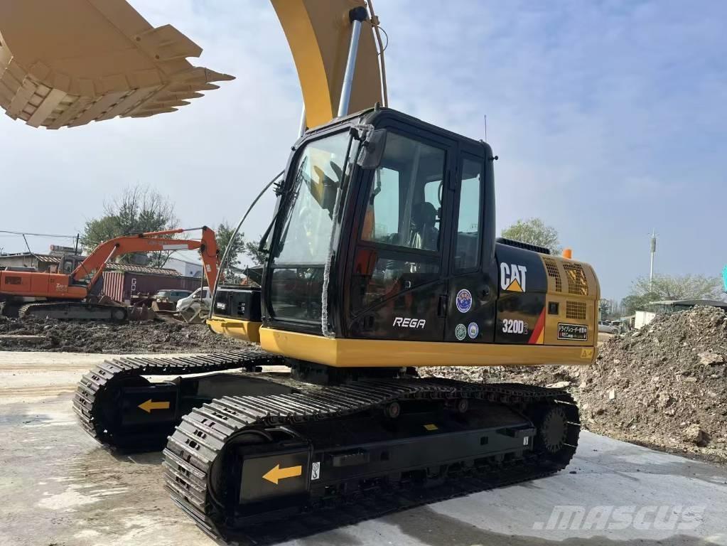 CAT 320 D Koparki gąsienicowe