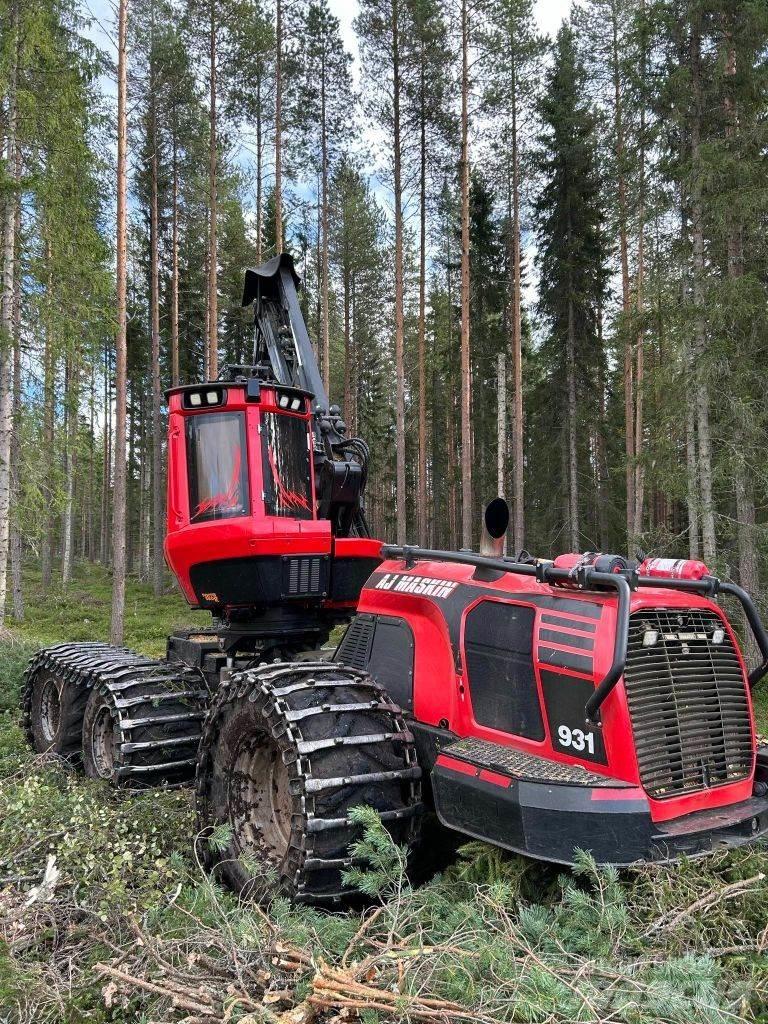 Komatsu 931 Harwestery