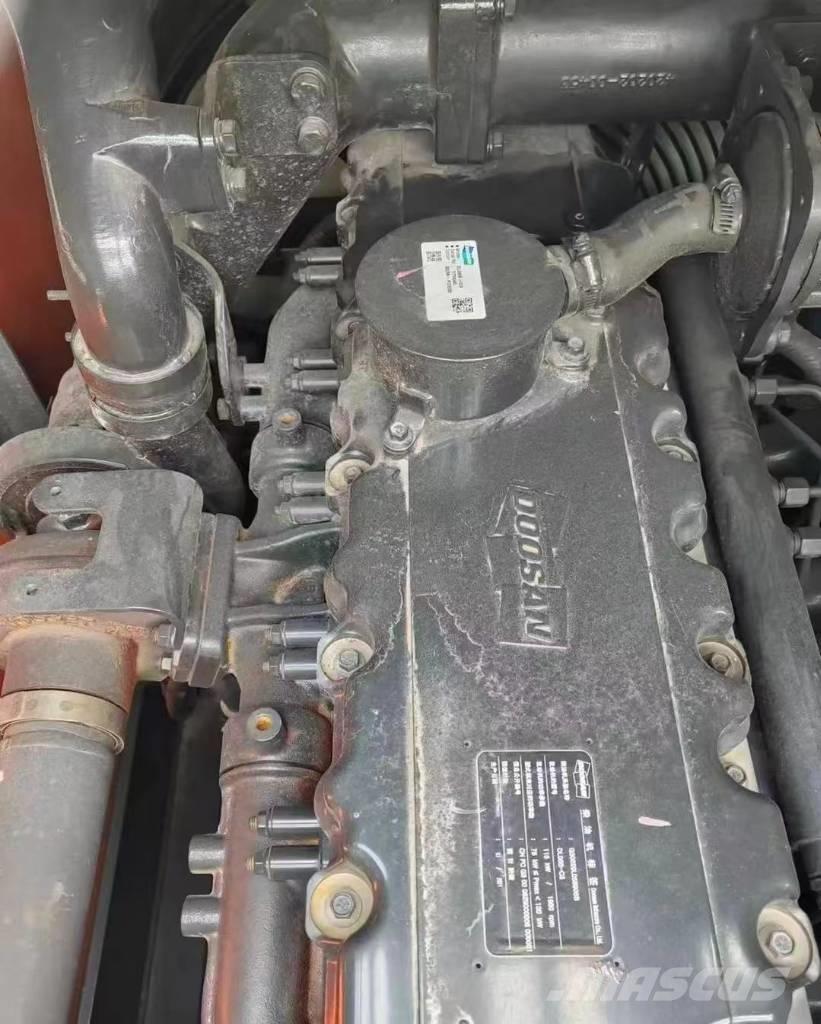 Doosan DX 220 Koparki gąsienicowe