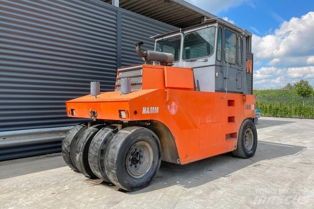 Hamm GRW 24 Walce ogumione