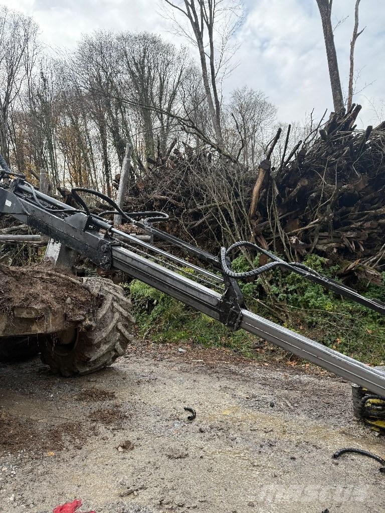 John Deere 1510E Forwardery