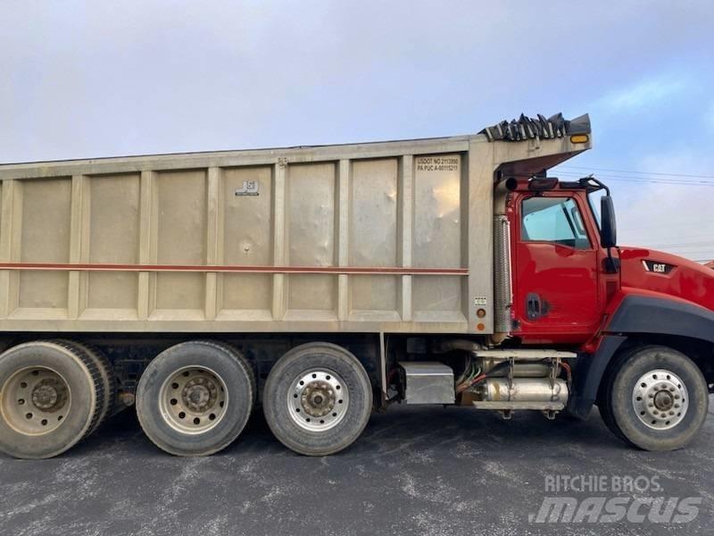 CAT CT 660 Wywrotki