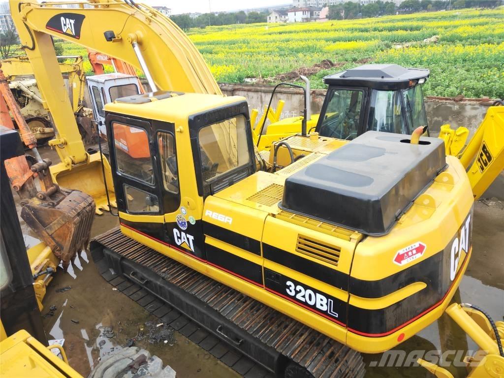CAT 320B Koparki gąsienicowe