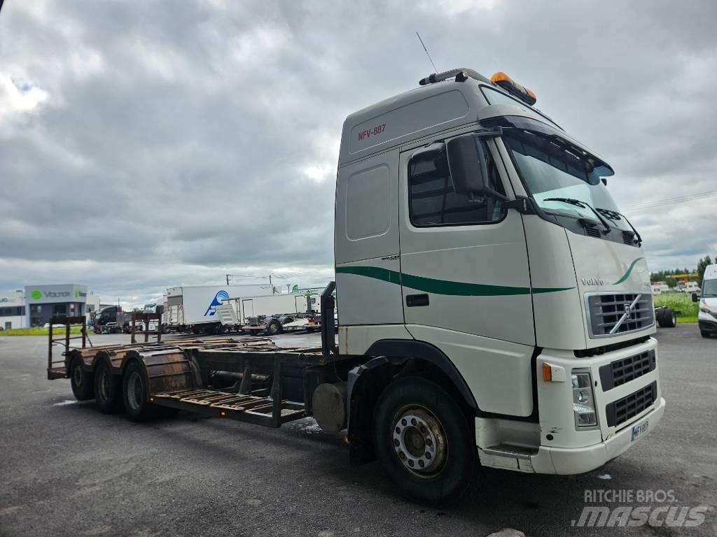 Volvo FH12 8x4 Samochody do przewozu maszyn leśnych