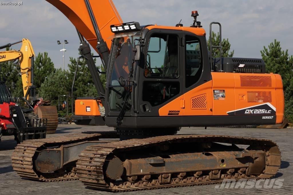 Doosan DX 225 LC-7 Koparki gąsienicowe