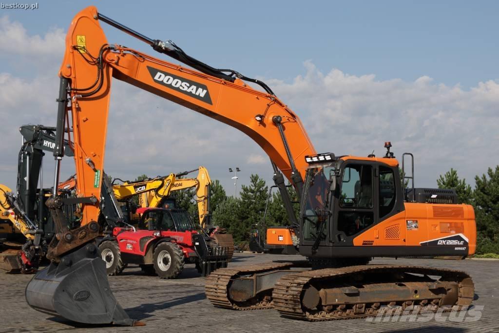 Doosan DX 225 LC-7 Koparki gąsienicowe