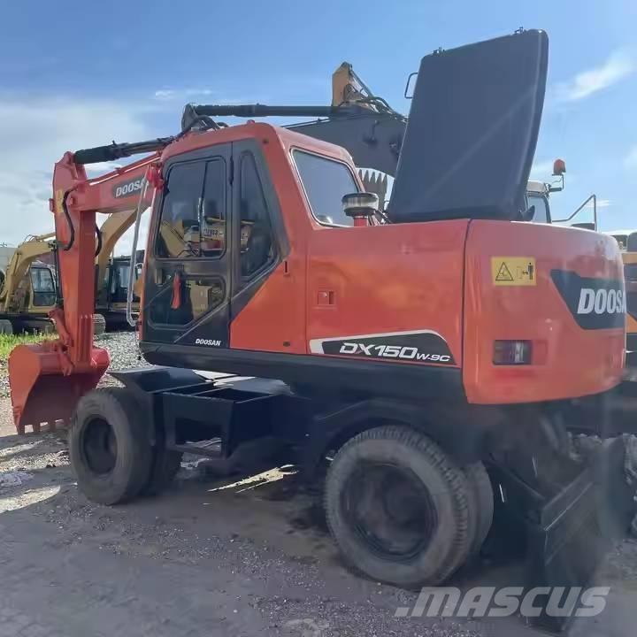 Doosan DX150W Koparki kołowe
