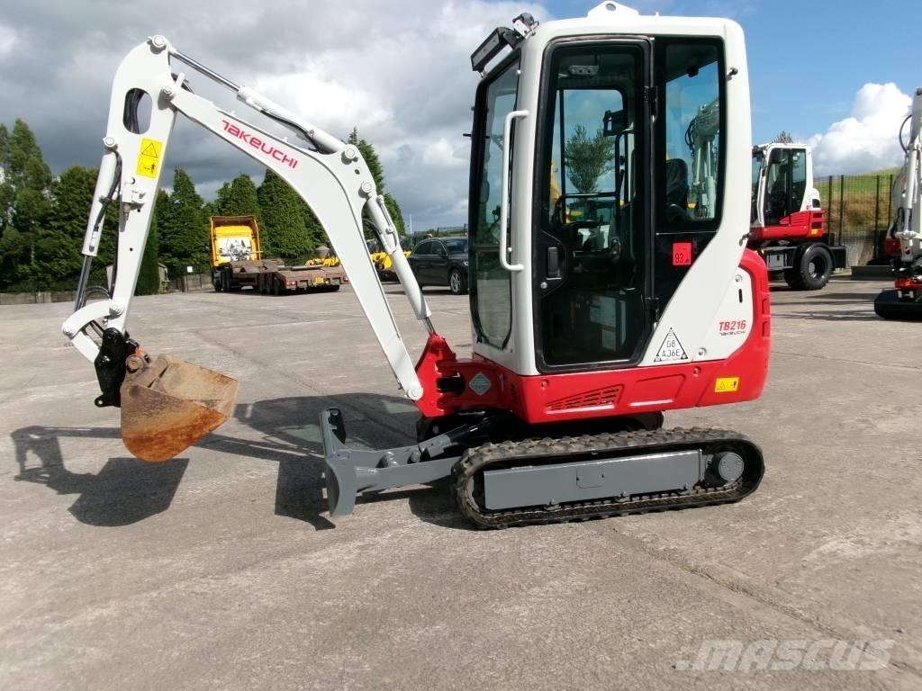 Takeuchi TB 216 Minikoparki