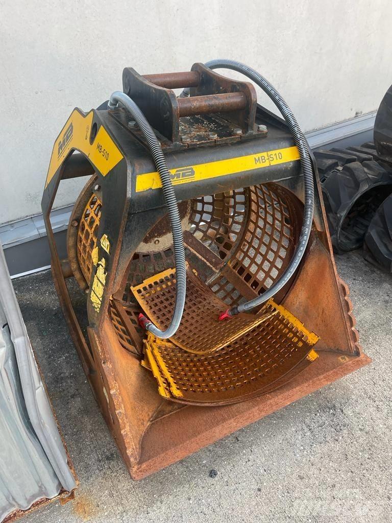 MB Crusher S 10 Przesiewacze
