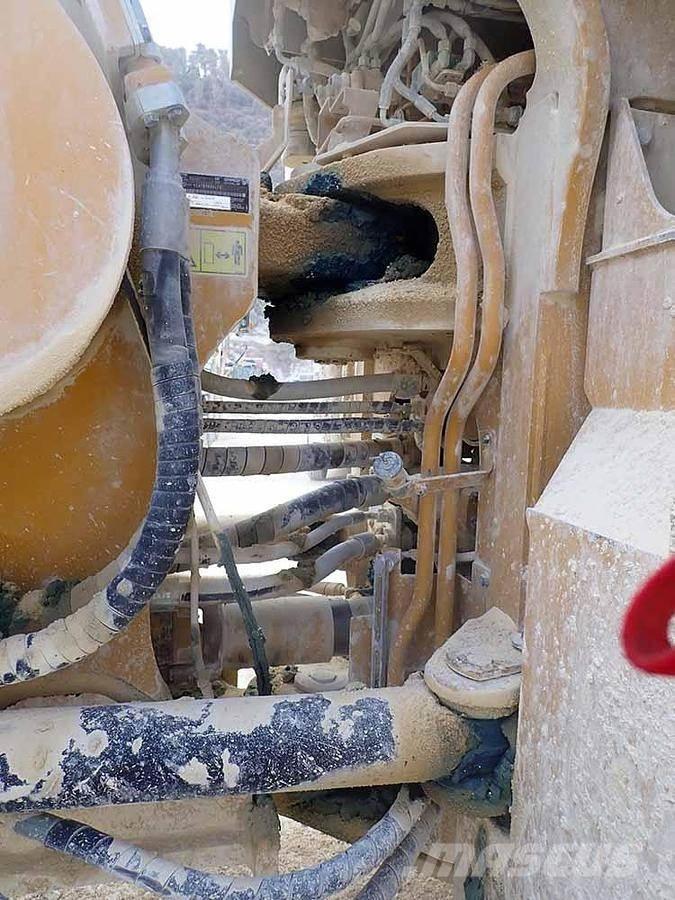 CAT 988K Ładowarki kołowe