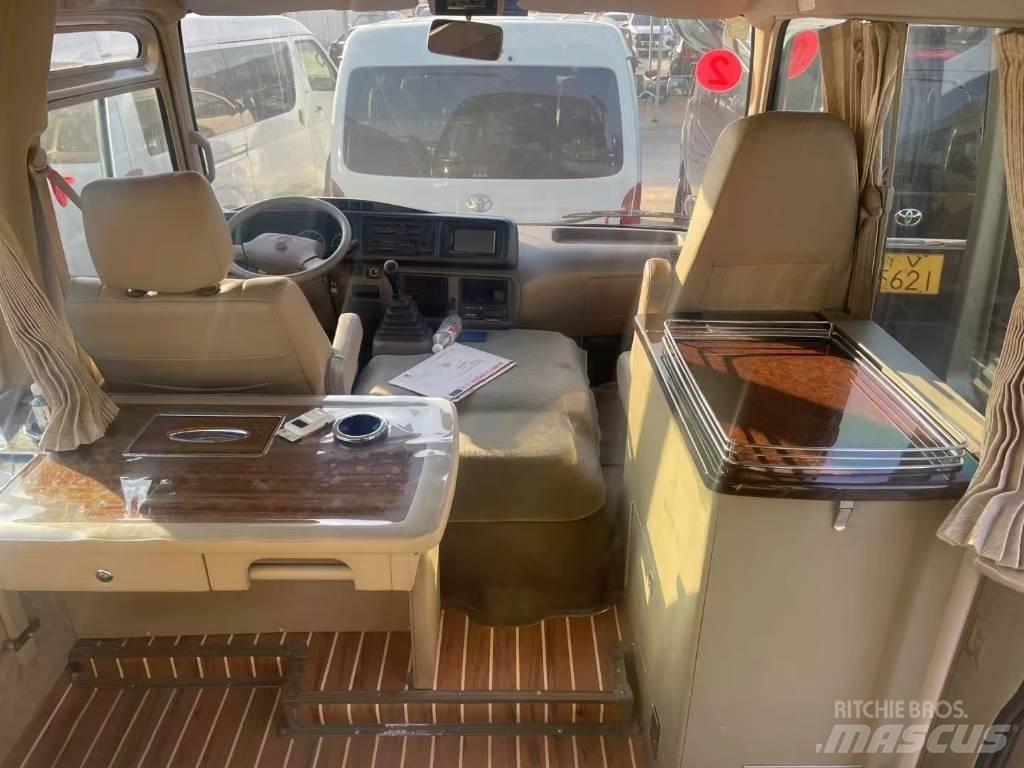 Toyota Coaster Autobusy międzymiastowe