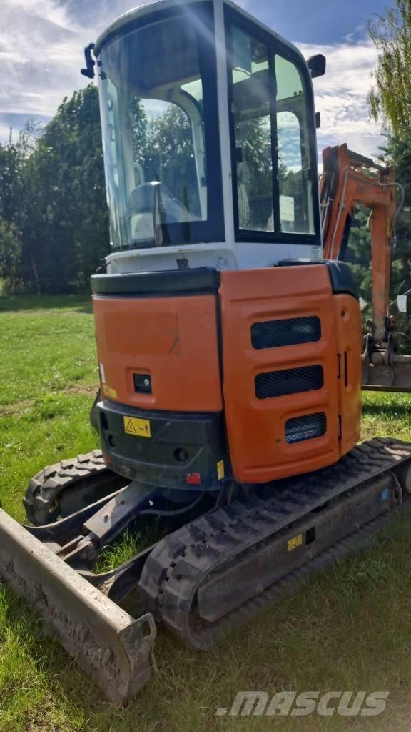 Hitachi ZX 26 Minikoparki