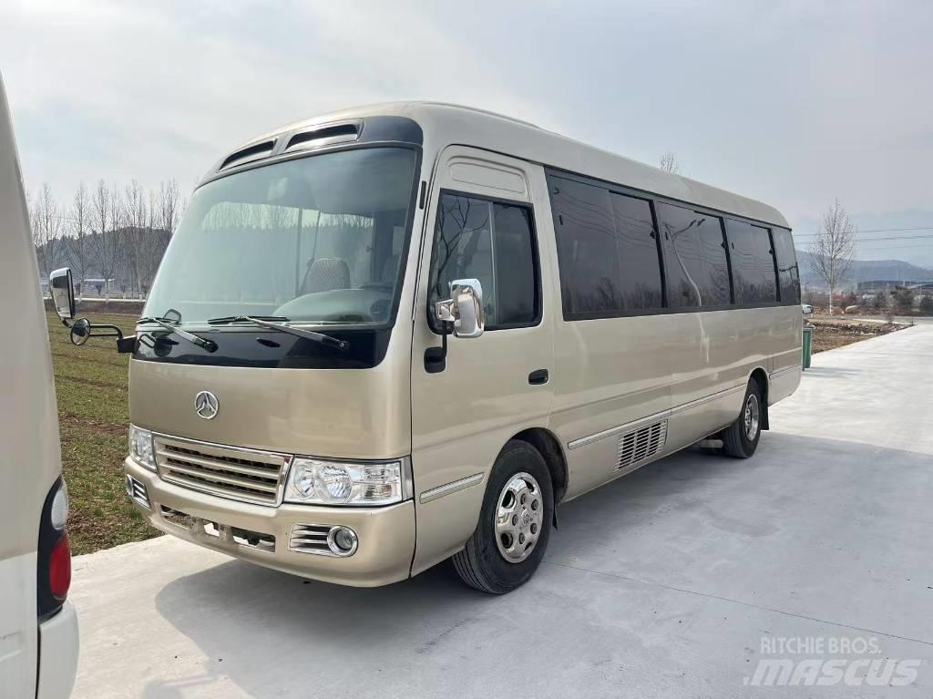 Toyota Coaster Autobusy międzymiastowe