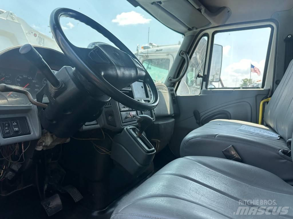 International 4300 Śmieciarki