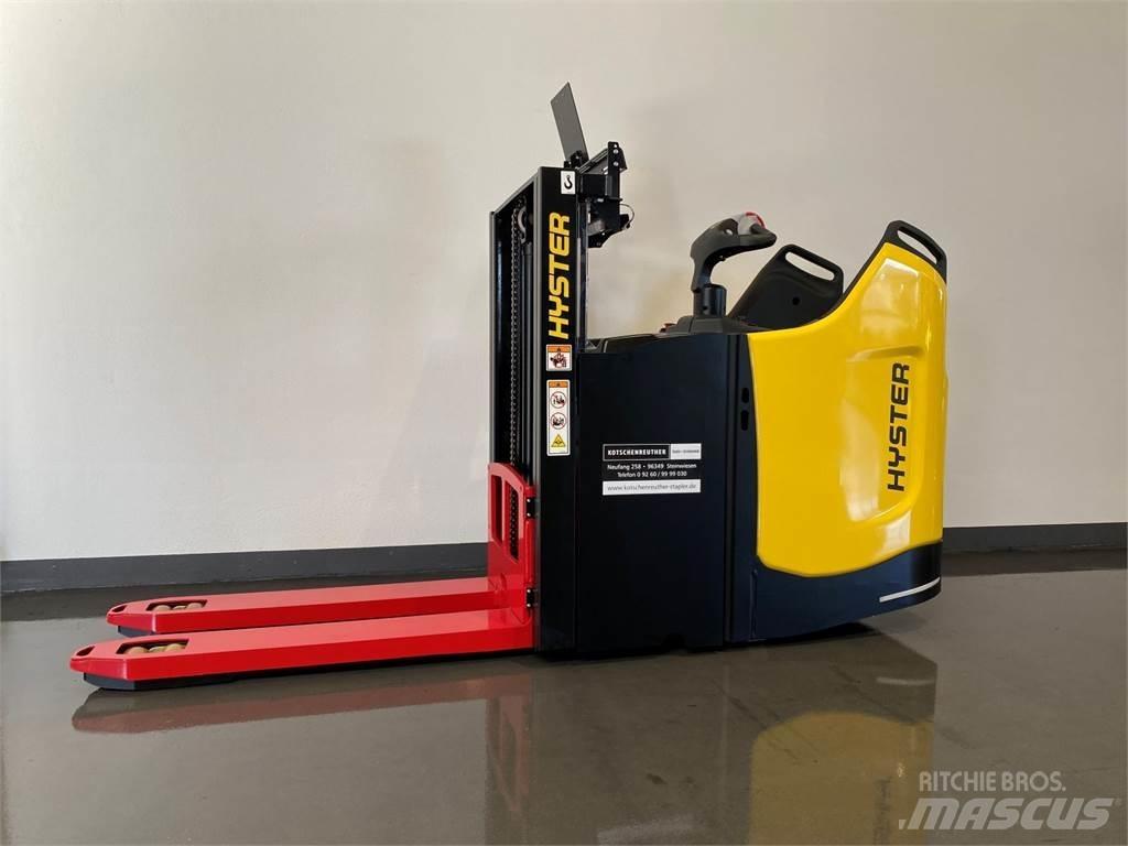 Hyster S2.0SD Wózki widłowe unoszące z dyszlem