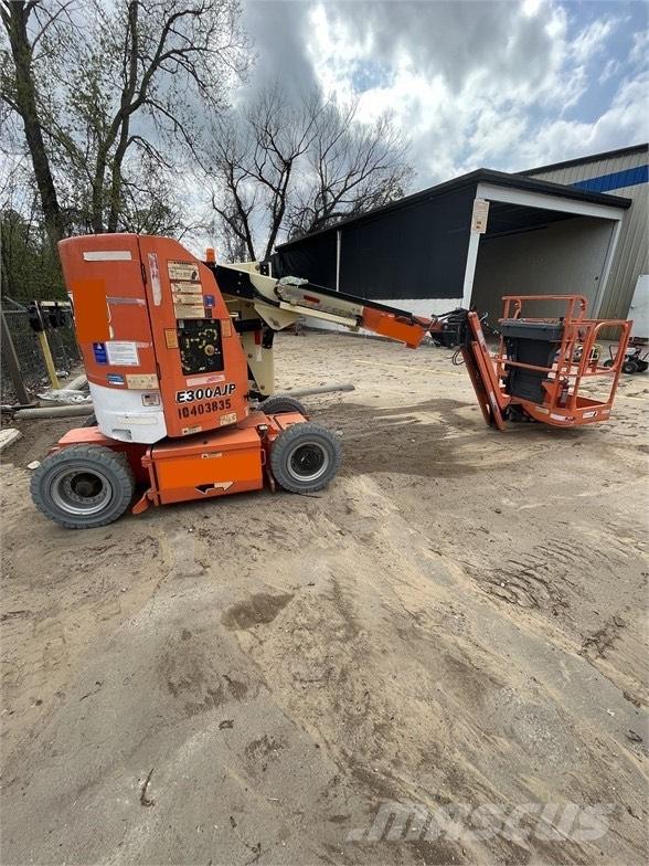 JLG E 300 AJP Podnośniki nożycowe
