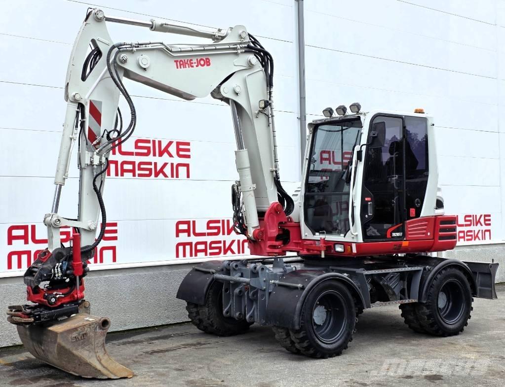 Takeuchi TB 295 W Koparki kołowe