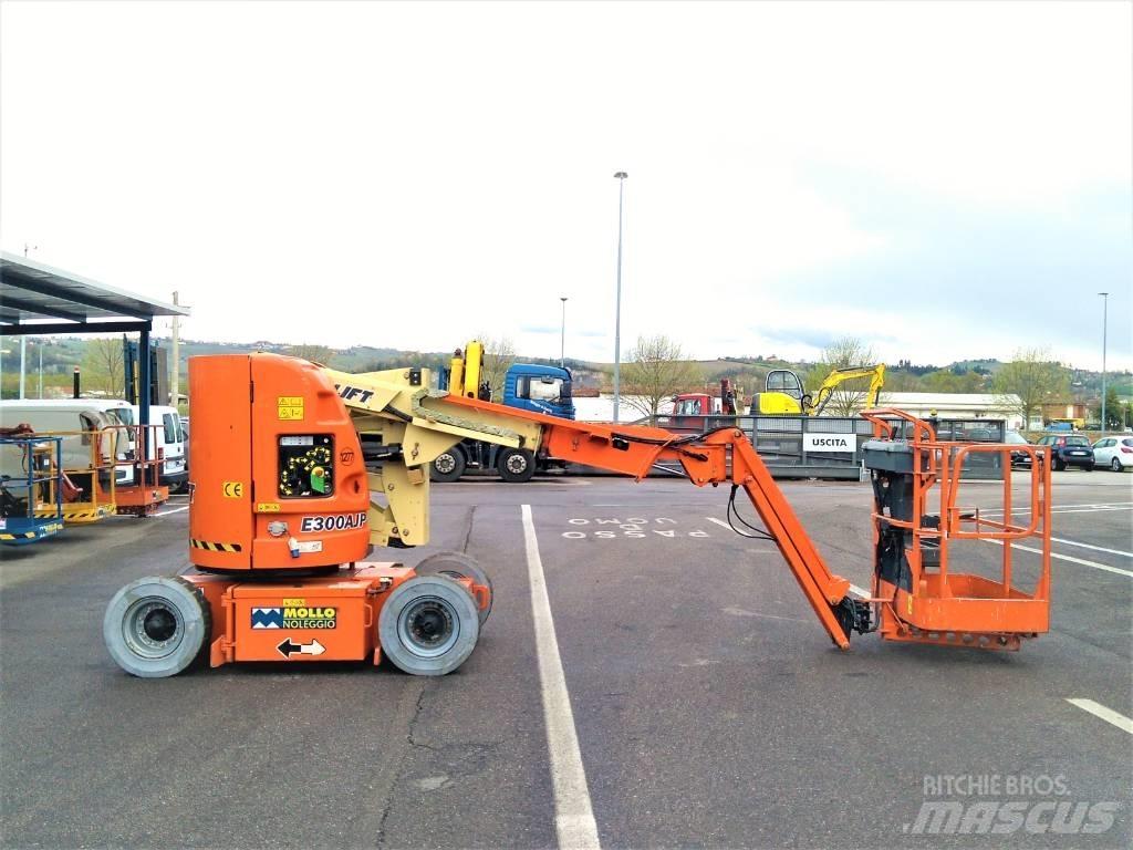 JLG E 300 AJP Podnośniki przegubowe