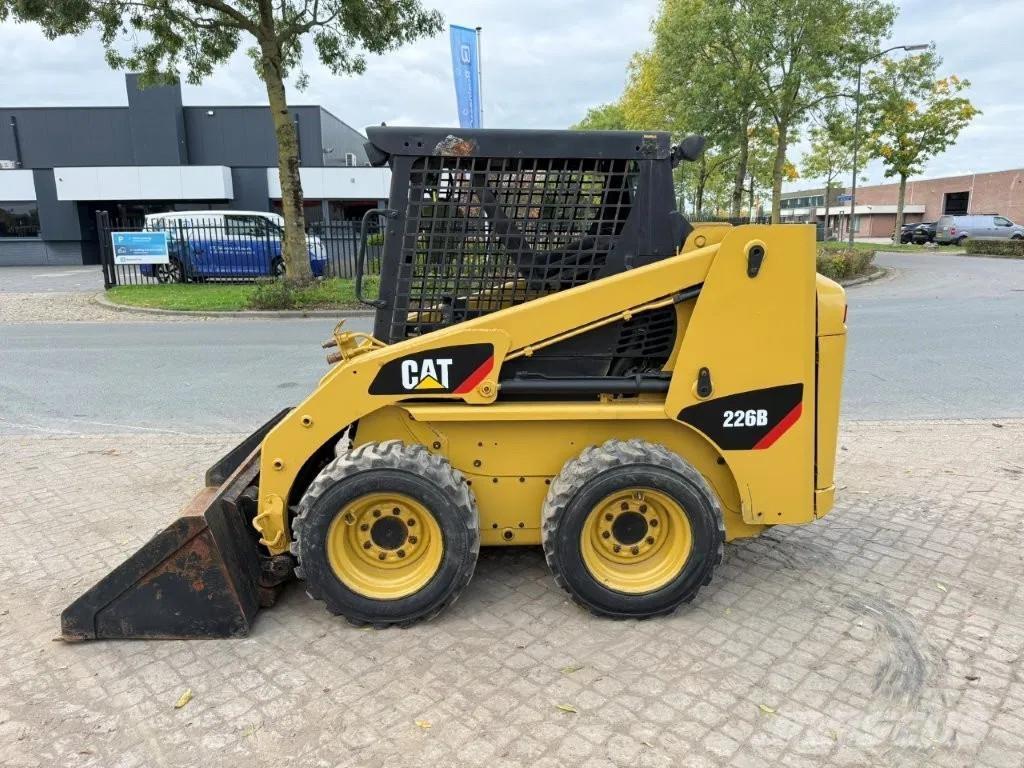 CAT 216B Turbo Ładowarki burtowe