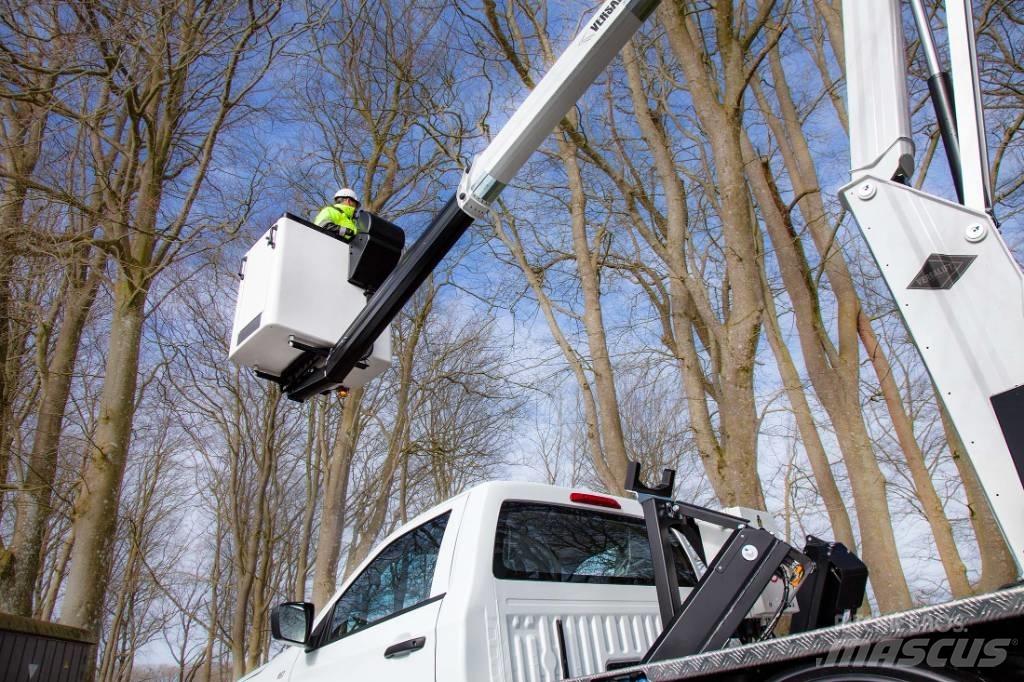 VERSALIFT VTA-135-H Podnośniki koszowe