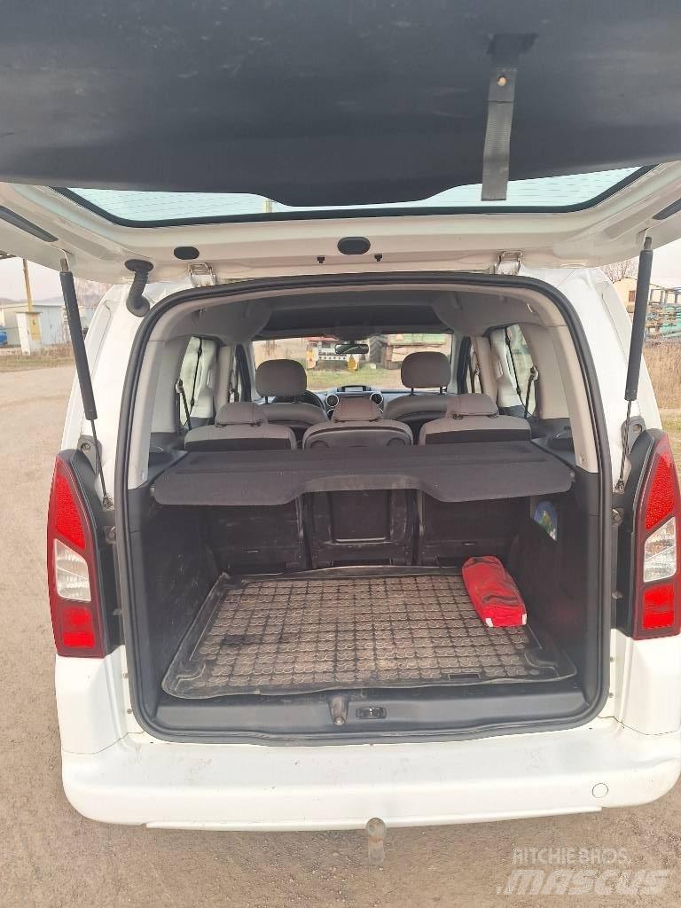Citroën Berlingo Samochody osobowe
