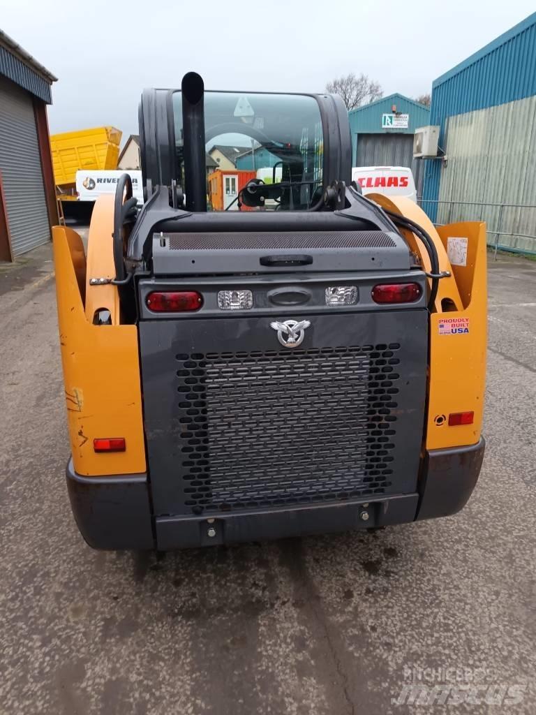 CASE SV185B Ładowarki burtowe