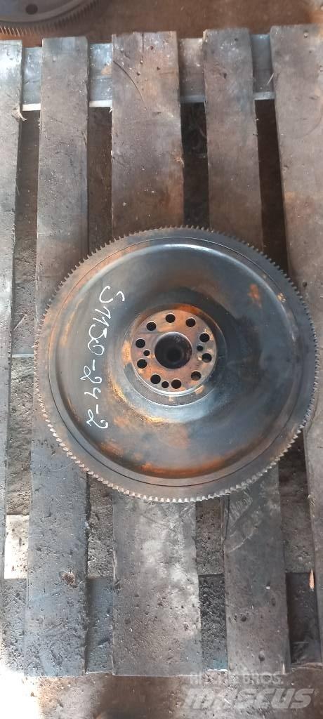 Scania R 440.   1805086 Silniki