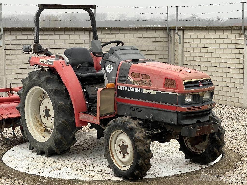 Mitsubishi MT266 Ciągniki rolnicze