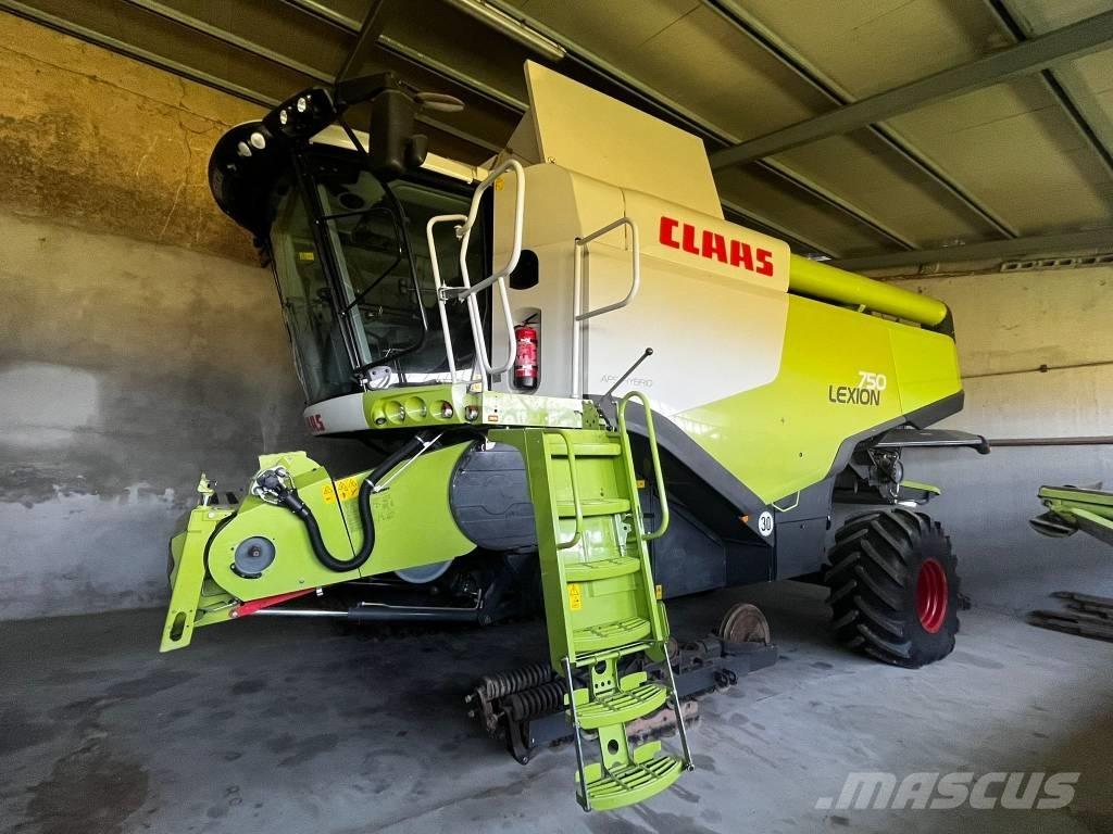 CLAAS LEXION 750 ACR Kombajny zbożowe