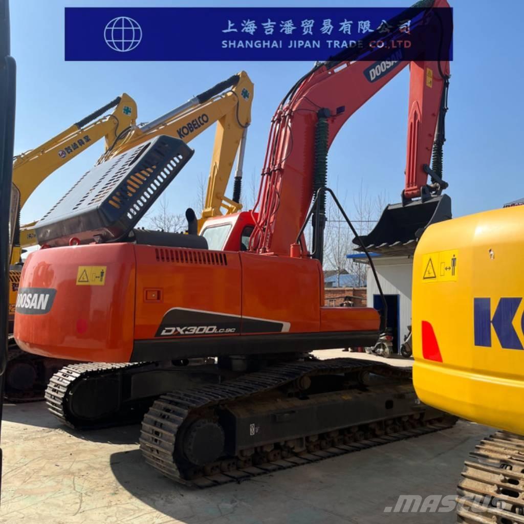 Doosan DX 300 Koparki gąsienicowe