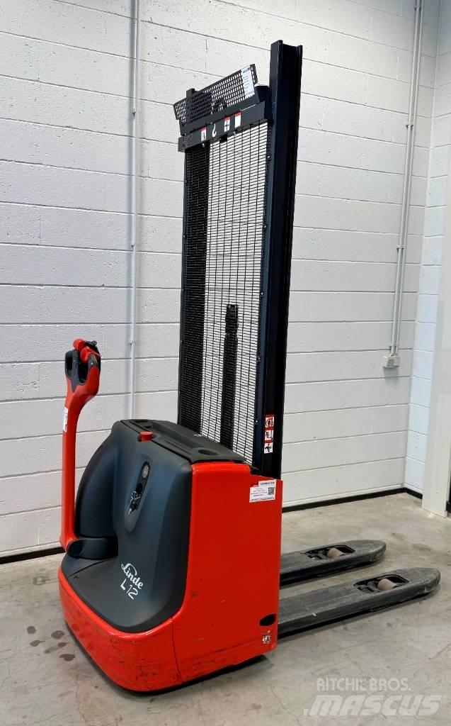 Linde L12i/1172 Wózki widłowe unoszące z dyszlem