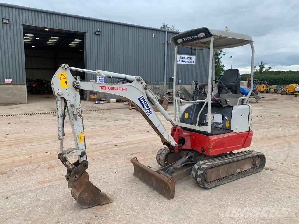 Takeuchi TB 215 R Minikoparki