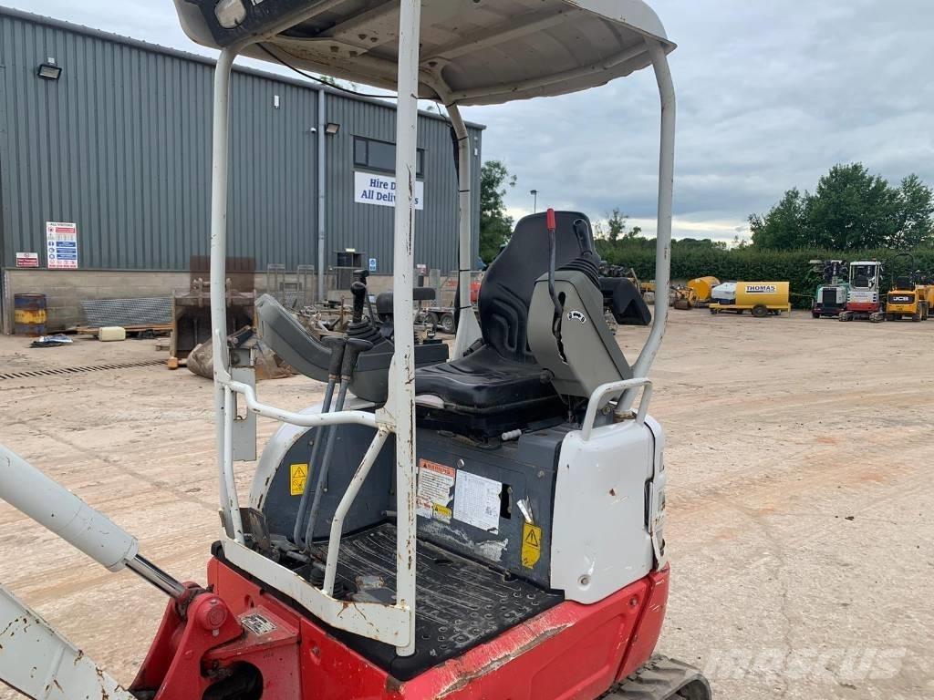 Takeuchi TB 215 R Minikoparki