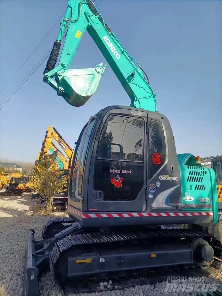 Kobelco SK 75 Midikoparki  7t - 12t