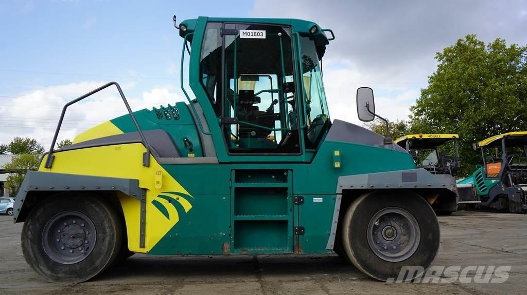 Hamm GRW 280-16 Walce ogumione