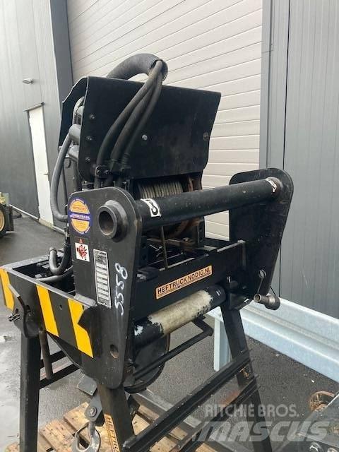 Manitou LIER 4 TON Osprzęt i komponenty - inne