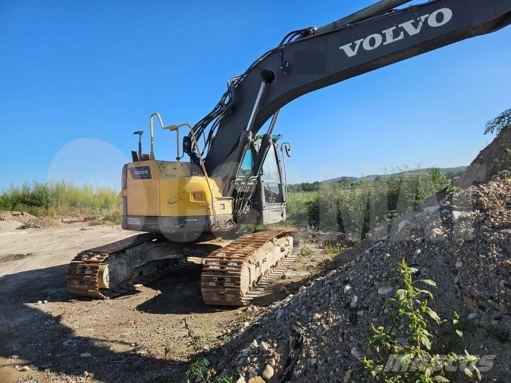 Volvo ECR 235 D Koparki gąsienicowe