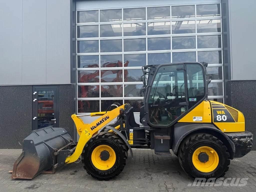 Komatsu WA80-6 Ładowarki kołowe