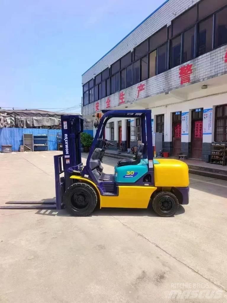 Komatsu FD 30 Wózki Diesla