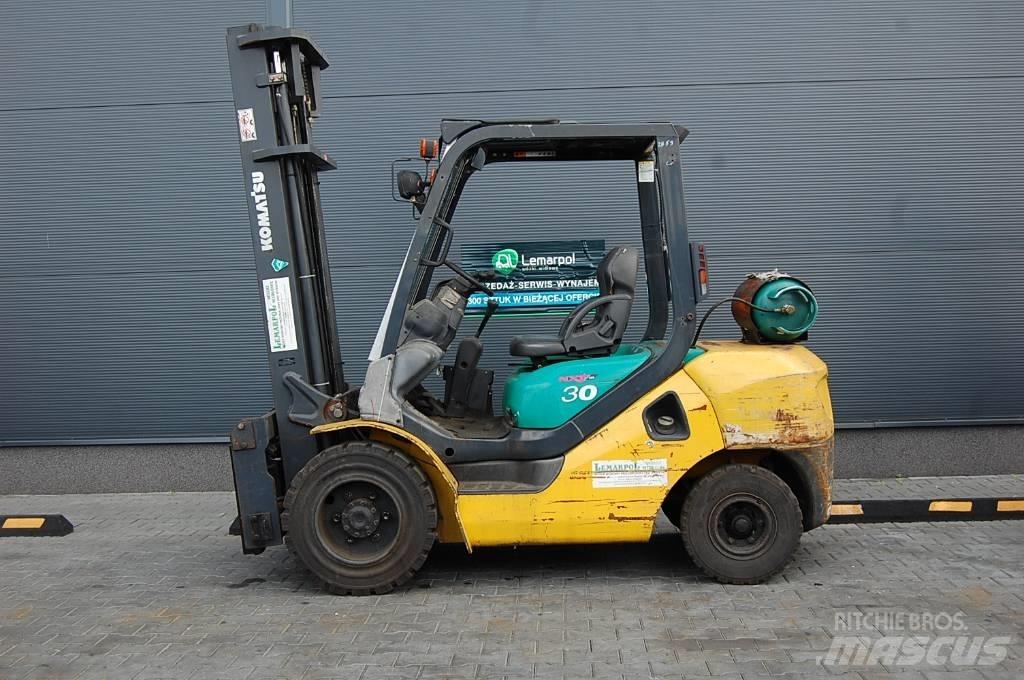 Komatsu FG30C-16 Wózki widłowe inne