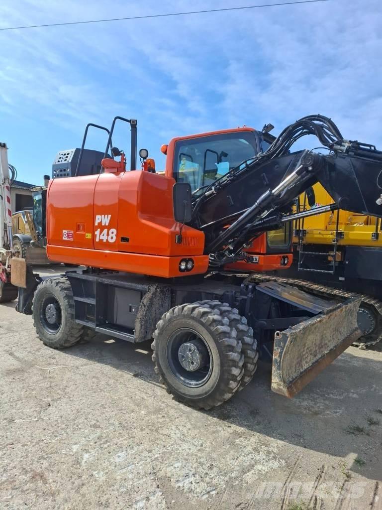 Komatsu PW 148-11 Koparki kołowe