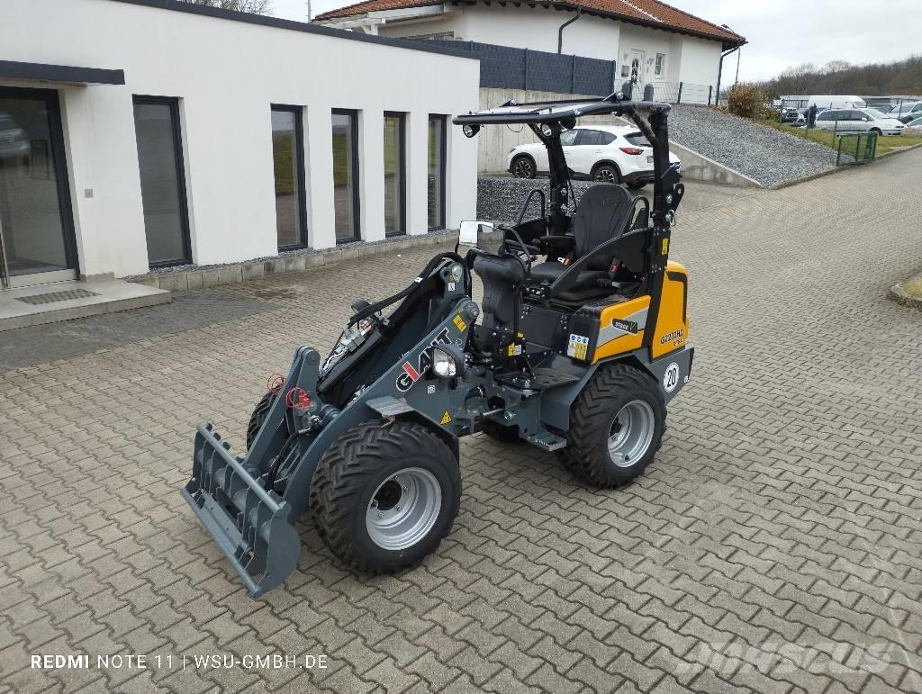 GiANT G2200 Xtra HD Ładowacze i koparki czołowe