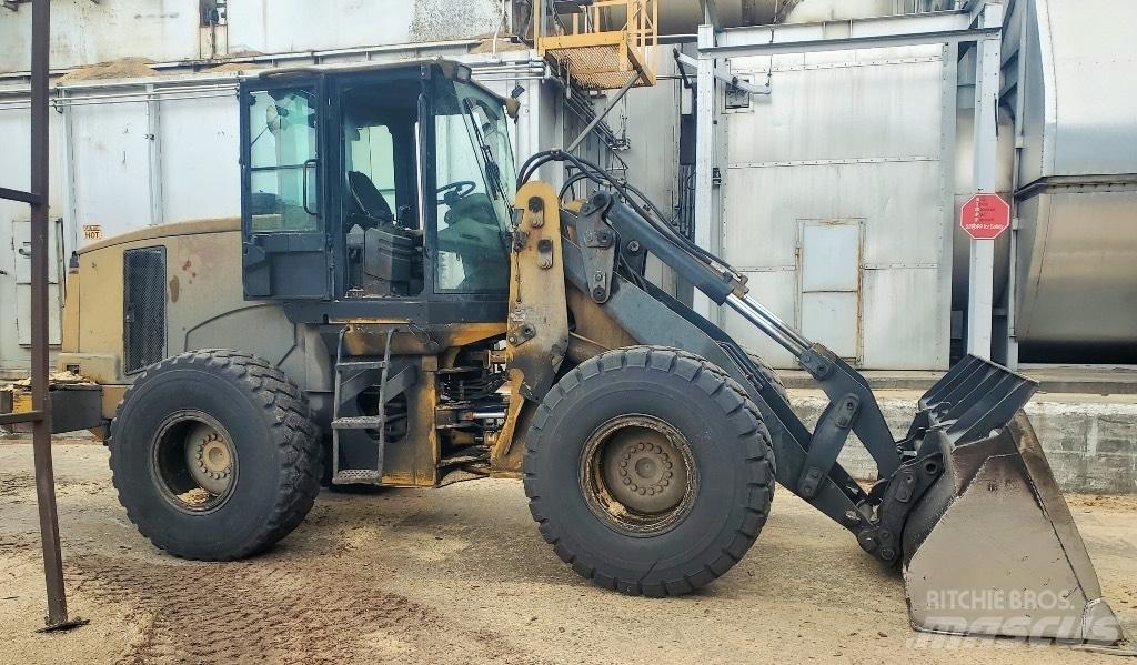 CAT IT38G Ładowarki kołowe