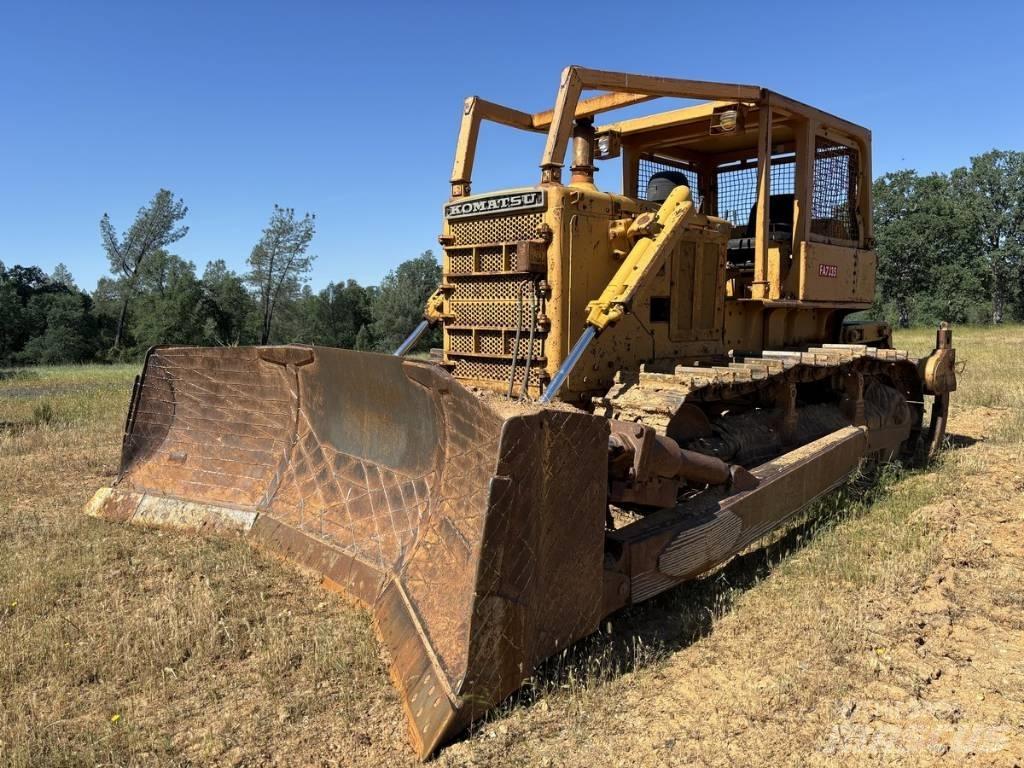 Komatsu D 85-12 Spycharki gąsienicowe