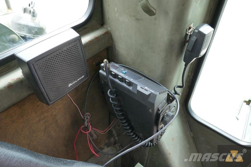 CAT 130G Ex-army Równiarki